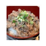 玉ねぎで代用！絶品ネギ塩豚丼♫